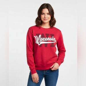 Wisconsin Graphic Women's Sweatshirt In Red Size Medium 8/10